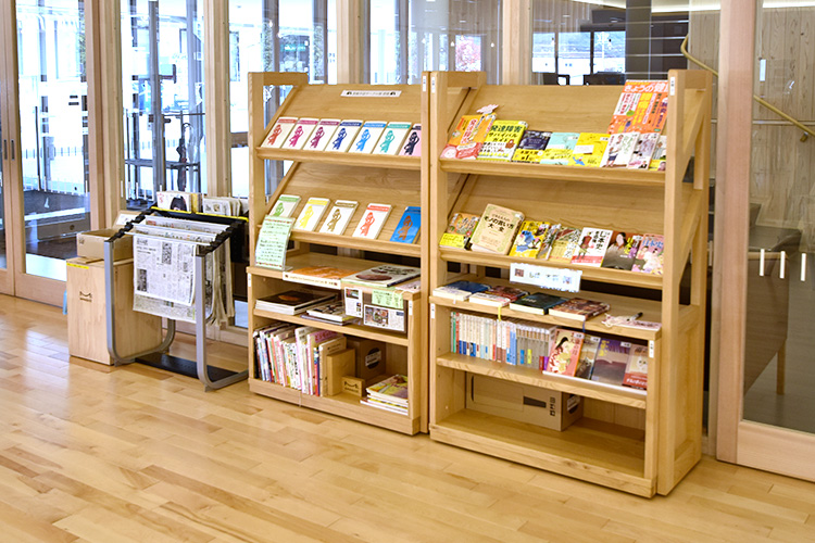 ミニライブラリー 箕輪町防災交流施設 みのわBASE